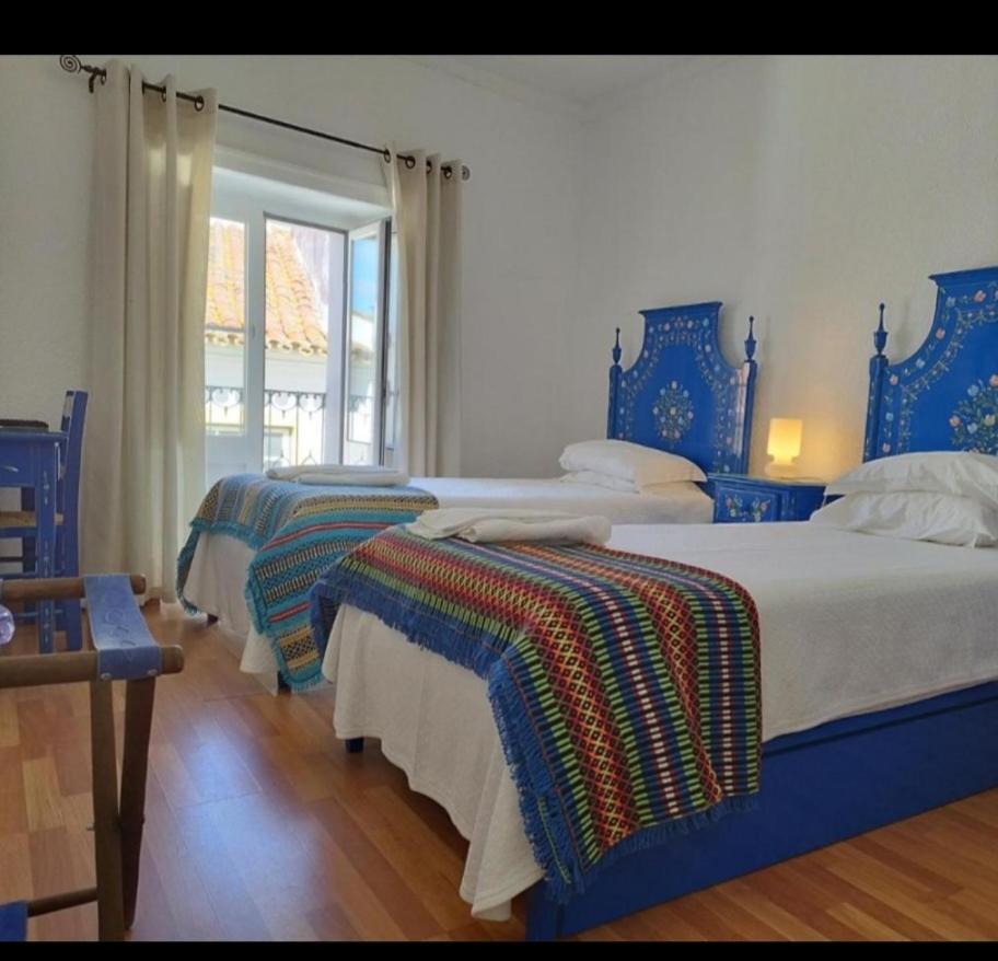 Mont' Sobro Hostel เอโวรา ภายนอก รูปภาพ